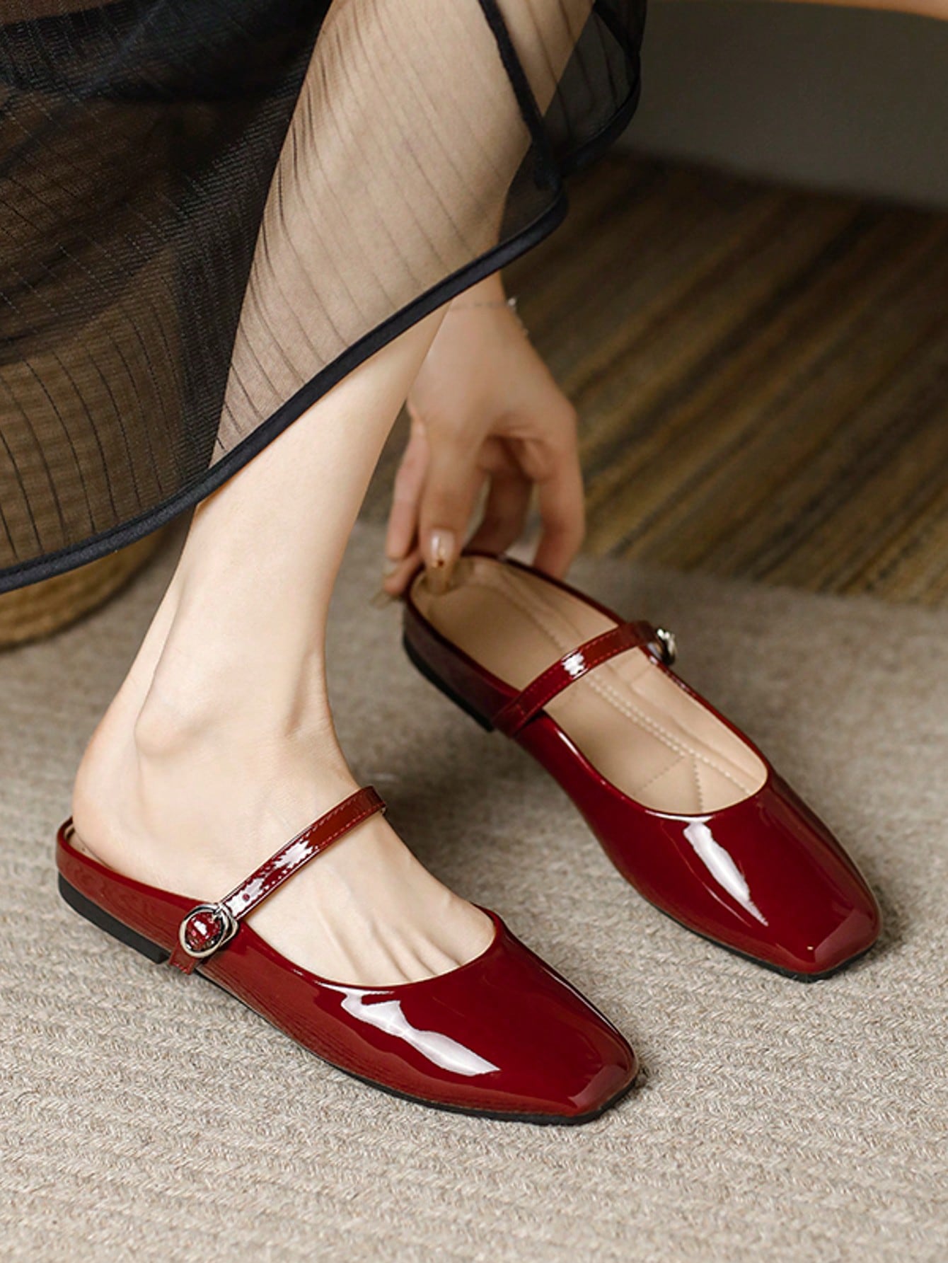 【Limited-time offer】【限時優惠】休閒辦公室日常穿著露背穆勒鞋、春夏季優雅戶外平底鞋woman fashion flat shoes